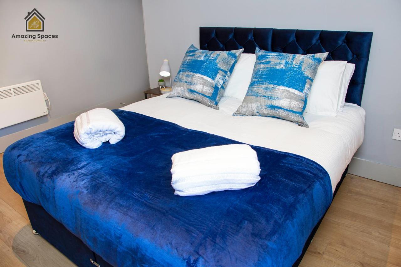 City Centre 2 Bed Flat Sleeps 3 For Work And Leisure With Free Wifi By Amazing Spaces Relocations Ltd Warrington Dış mekan fotoğraf